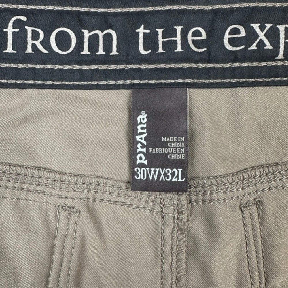 PrAna Zion Mens Tan Khaki Stretch Cargo Hiking Pants 30x32 Measures 32x32 - Picture 2 of 10